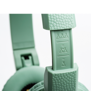 The Gecko Green POGS headphones US
